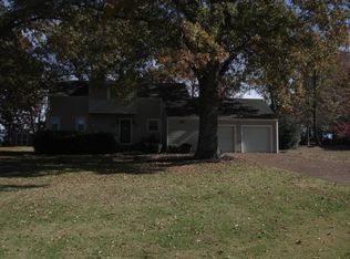 144 Creekwood Dr, Jackson, TN 38305