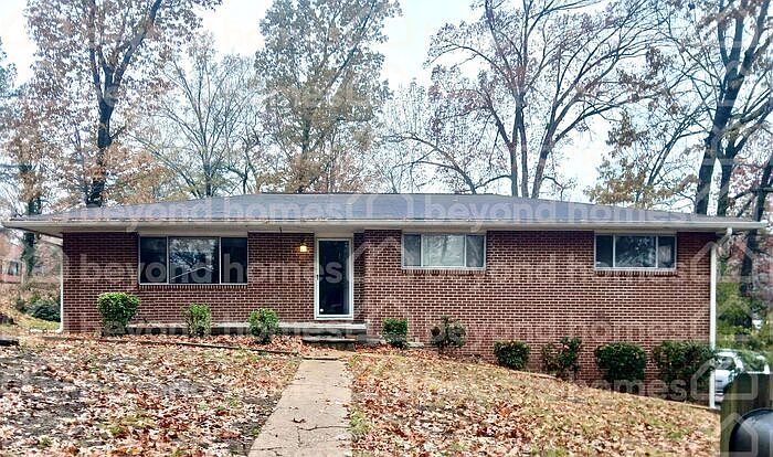 1st image of 727 Hargraves Ave