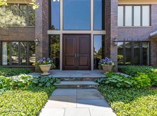3605 Pebble Beach Rd, Northbrook, IL 60062
