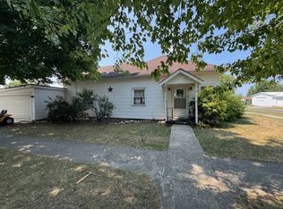 401 Adams St, Humboldt, IL 61931