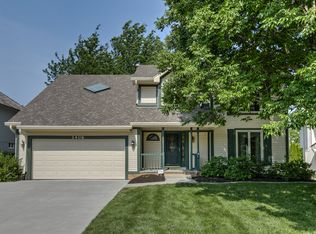 1406 N 159th St, Omaha, NE 68118