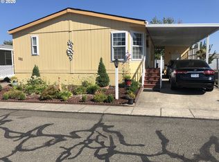 111 W Riverridge Ave, Roseburg, OR 97471