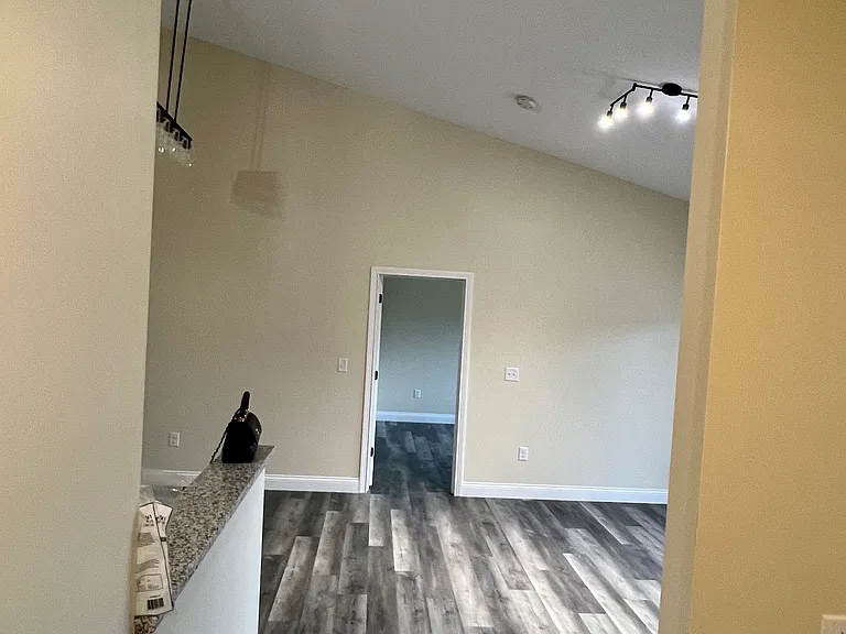 3840 Rohling Oaks Dr #H9 — Photo 7