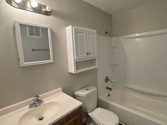 5th image of 126 S Franklin St APT 23