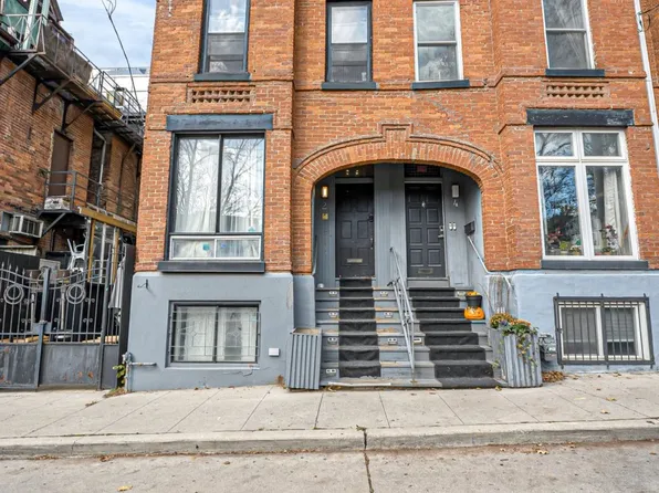 2 Monteith St, Toronto, ON M4Y 1K7