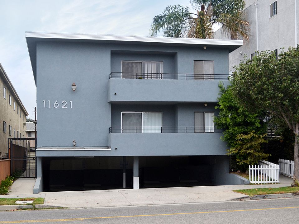 1st image of 11621 Ohio Ave APT 2