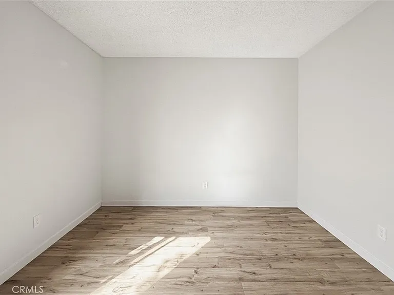 415 W Duarte Rd #2 — Photo 16
