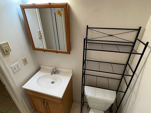 2nd image of 1010 S Armour St #14