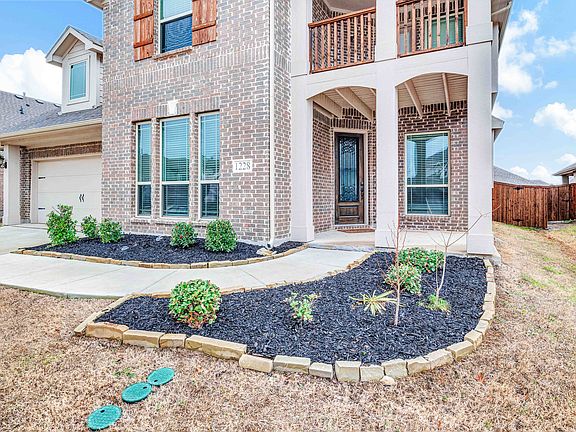 2nd image of 1228 Arrowwood Dr