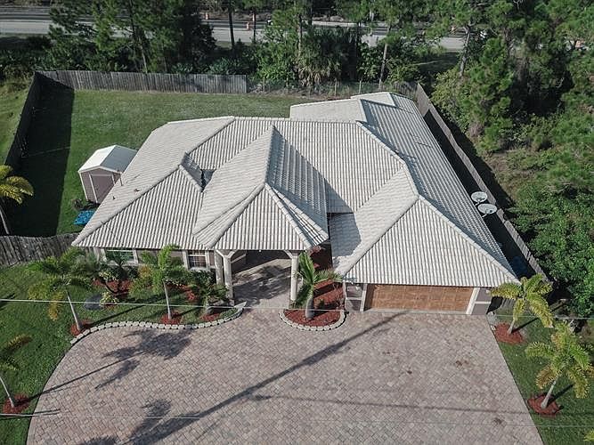 1st image of 5999 NW Baynard Dr