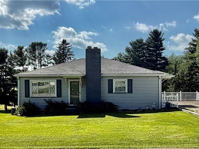 1833 Rolling Acres Rd, New Cumberland, WV, 26047