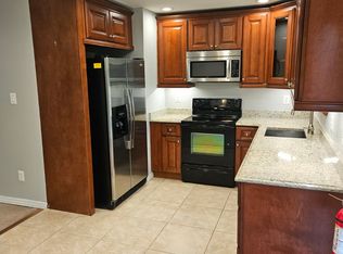 87 Tansboro Rd APT C1, Berlin, NJ 08009