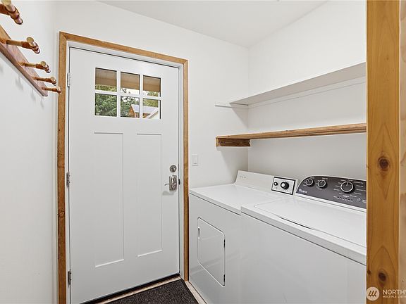 5th image of 181 Redwood Lane