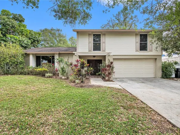 6803 TWELVE OAKS BOULEVARD, TAMPA, FL 33634
