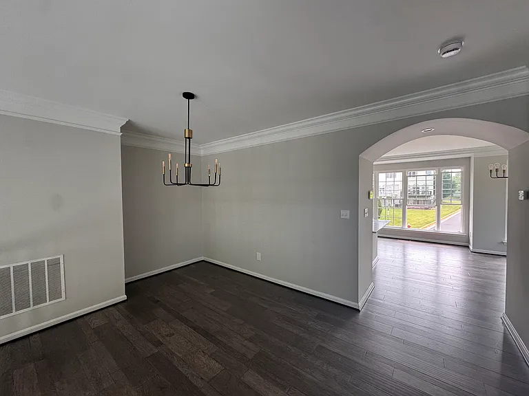 26121 Nimbleton Sq — Photo 47