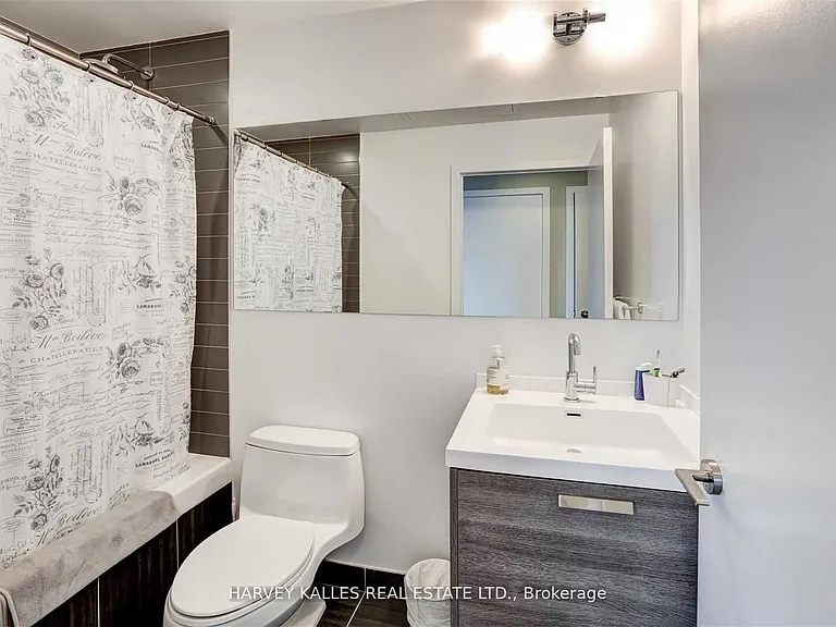 1815 Yonge St #2502 — Photo 26