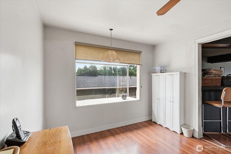 5th image of 10247 10th Avenue S