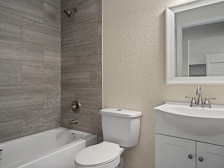 8399 Keesler St — Photo 11