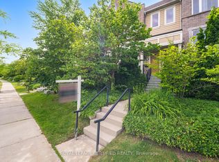 4861 Half Moon Grv #16, Mississauga, ON L5M 8C7