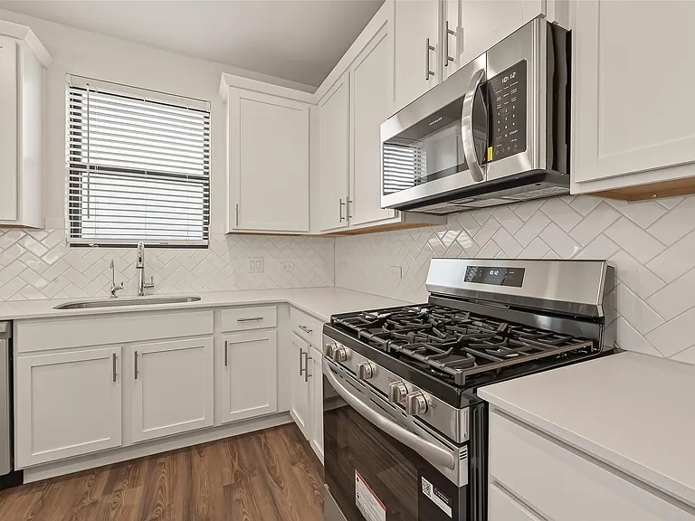 3241 Loam Ln — Photo 32