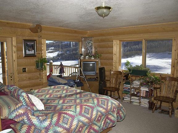 3rd image of 336 Fairview Court