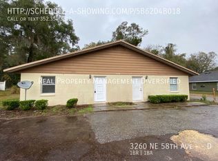 3260 NE 58th Ave #D, Silver Springs, FL 34488
