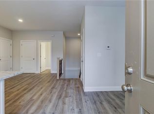 28371 W 164th St, Gardner, KS 66030
