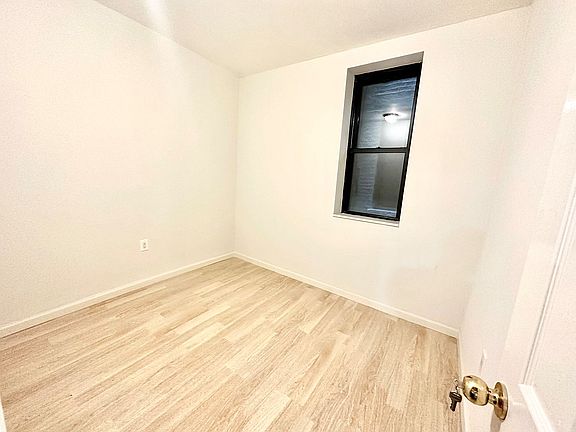 5th image of 375 Broome St #2R