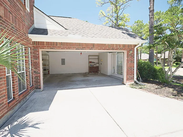 18123 Somerset Knolls Ct — Photo 29