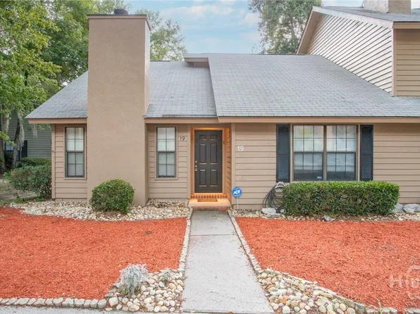 19 Hidden Lake Court, Savannah, GA 31419