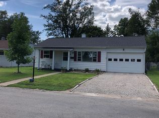 109 Forrest Ave, Paris, IL 61944