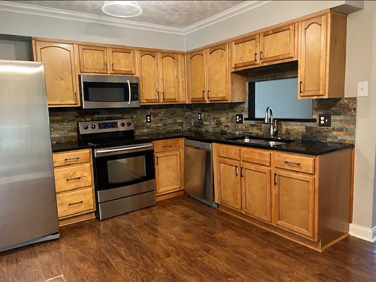 3607 Gray Fox Dr — Photo 4