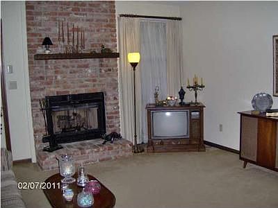 4th image of 6462 Brookmead Cir