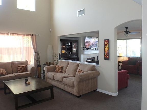5th image of 26523 Cardinal Dr