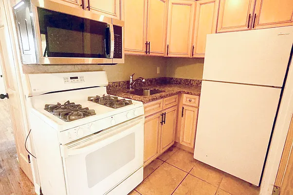 Rented by EXP Realty NYC | media 8