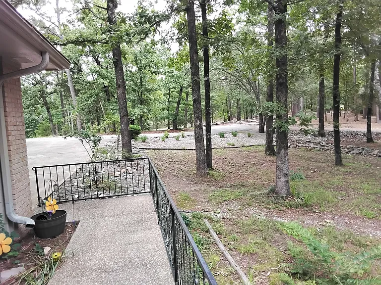 12 Indiana Cir — Photo 3