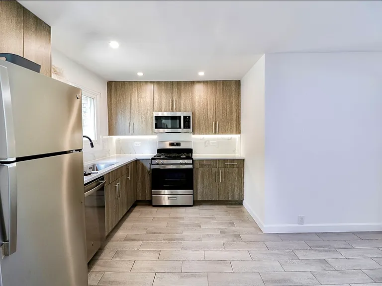 520 Glendale Rd — Photo 8