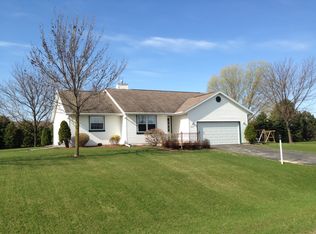 3477 Country View Dr, Delavan, WI 53115
