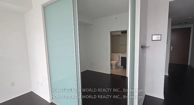 386 Yonge St #4314 — Photo 3