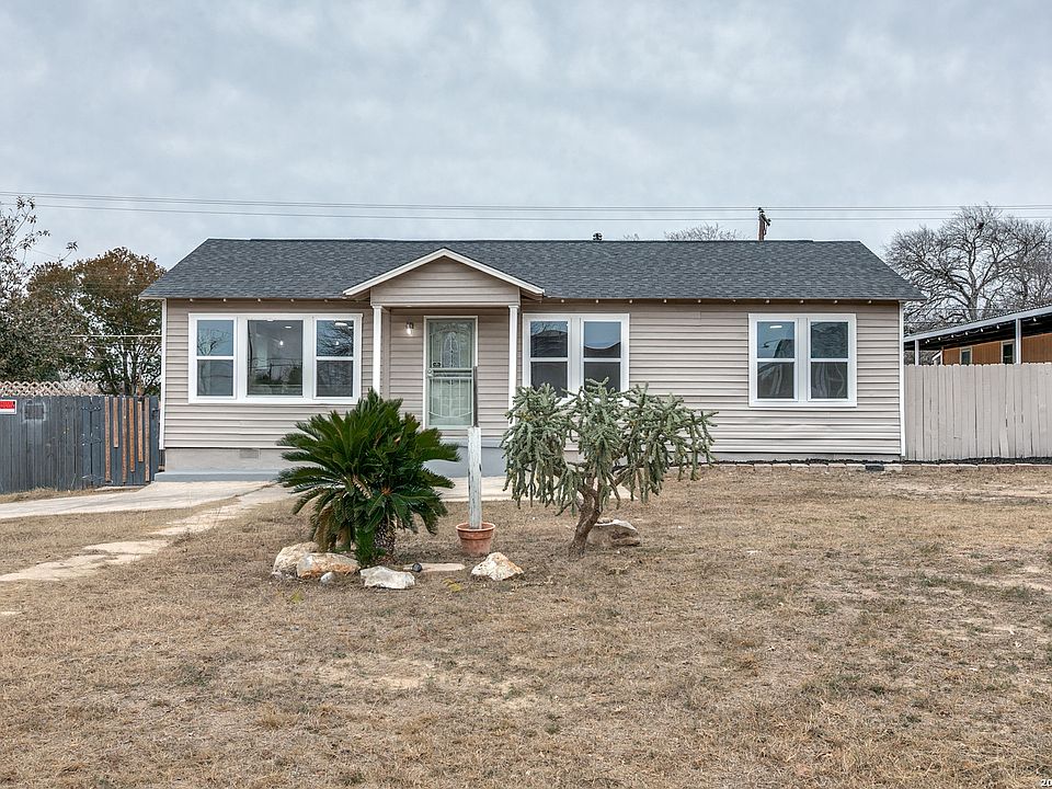 1st image of 401 Kashmuir