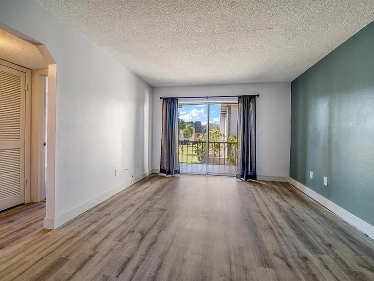8693 Bardmoor Blvd #205 — Photo 14