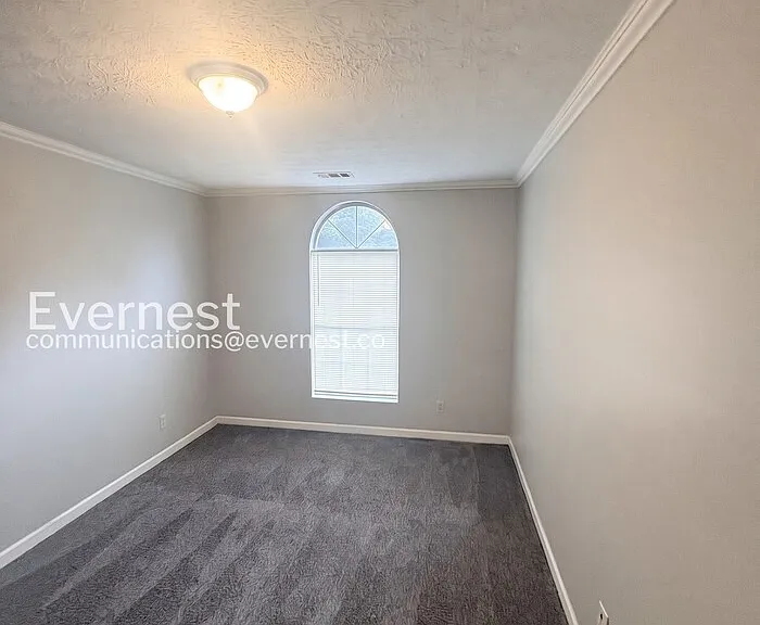 1487 Saint Dunstans Rd — Photo 14