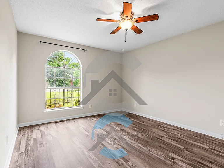12533 Rivercrest Dr — Photo 12