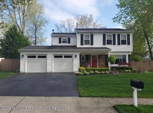 9 Kiwi Loop, Howell, NJ 07731
