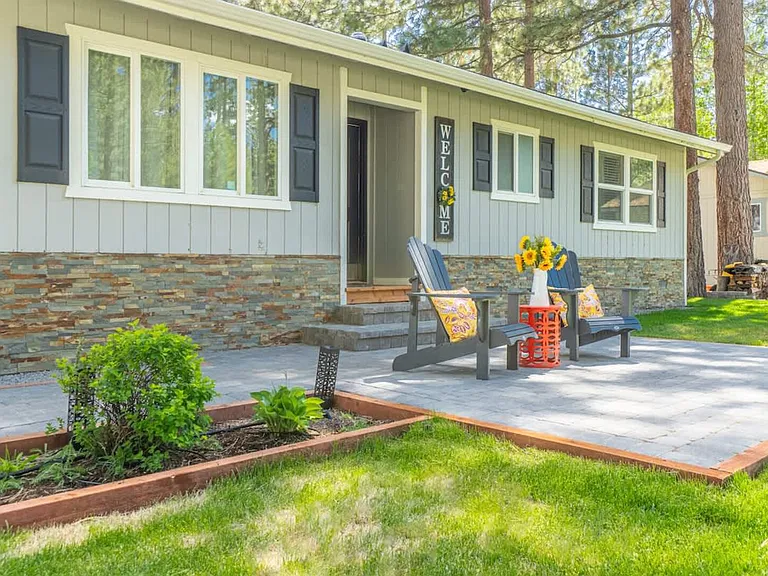 White Fir Rd — Photo 2