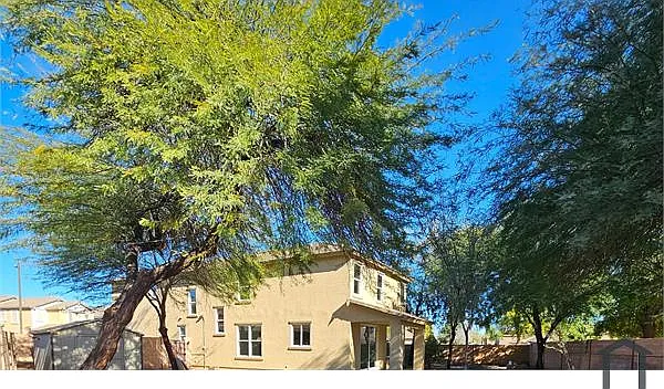 18293 W Elm St — Photo 20