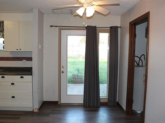 5th image of 4174 Denton Ln