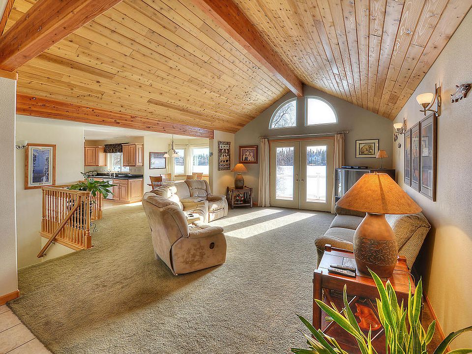 1st image of 36260 Lakeshore Dr