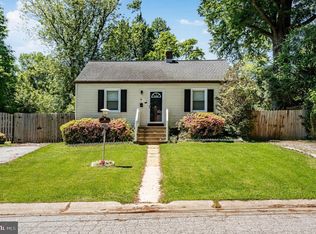 8 Garrett Rd, Wilmington, DE 19809
