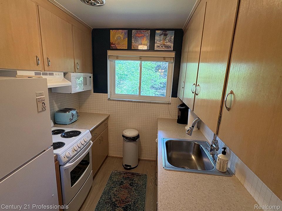 2820 Woodslee Dr Apt 301, photo 13